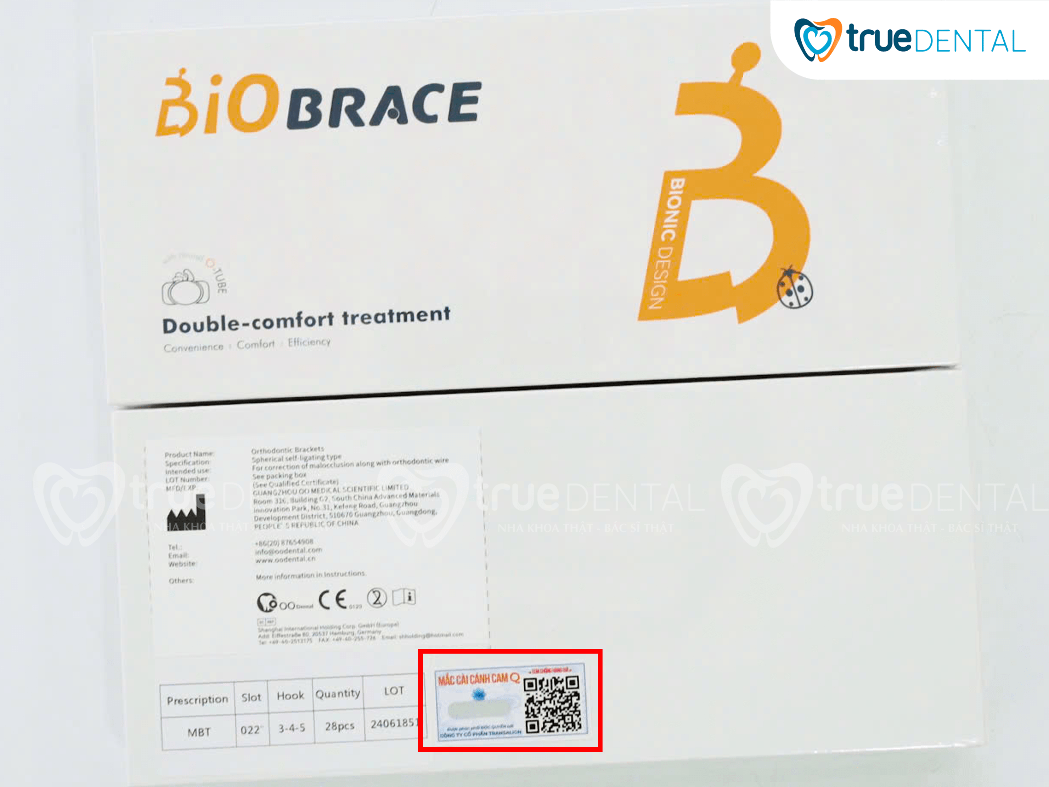 Mắc cài cánh cam giả mạo tràn lan và 4 tiêu chí phân biệt 3 Sản phẩm chính hãng có tem chống hàng giả, mã QR code để check còn Mắc Cài Cánh Cam giả không có.
