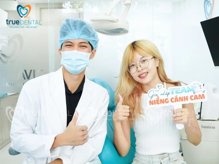Niềng răng mắc cài cánh cam: Ưu nhược điểm, giá bao nhiêu 7 địa chỉ niềng răng mắc cài cánh cam ở TPHCM