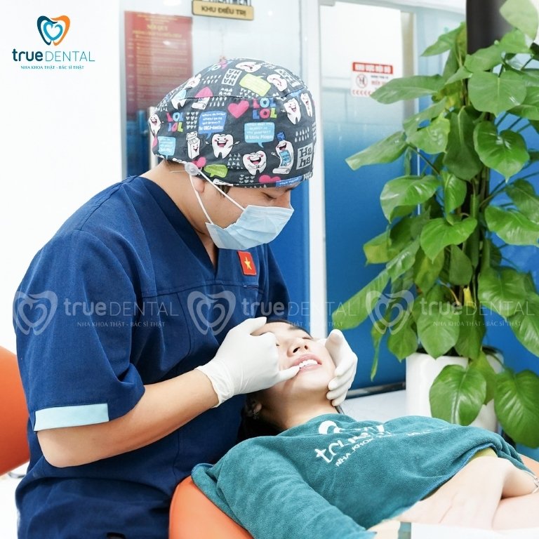 TÌM HIỂU VỀ CÔNG NGHỆ CAD/CAM TRONG PHỤC HÌNH RĂNG SỨ VENEER 2 Quy trình thực hiện dán sứ Veneer có ứng dụng công nghệ CAD/CAM