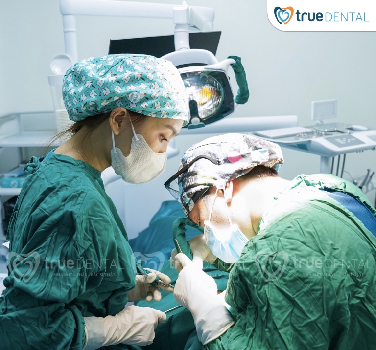 Viêm nha chu: Dấu hiệu, nguyên nhân và cách điều trị 11 Phẫu thuật chữa bệnh nha chu