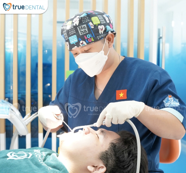 Có nên trám răng thưa không? Chi phí bao nhiêu tiền? 4 Quy trình trám răng thưa tại True Dental