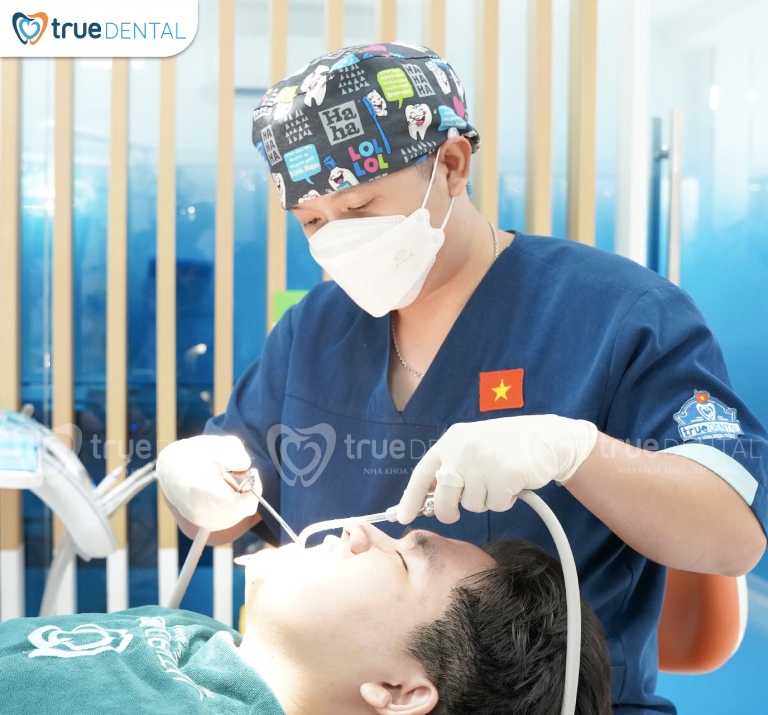 Cao răng độ 3 nguy hiểm thế nào? Cách xử lý hiệu quả 7 Thời điểm nào nên lấy cao răng?