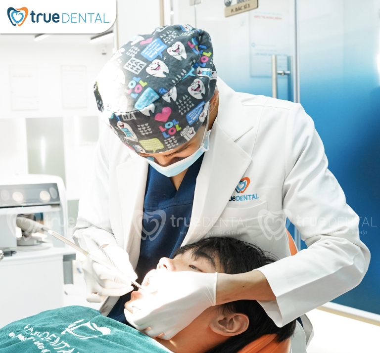 Có nên niềng răng khểnh không? Giá bao nhiêu 5 Quy trình niềng răng khểnh