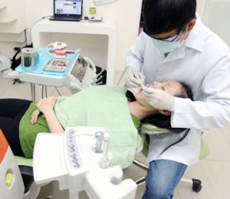 Trám răng ở đâu tốt tại TPHCM? Review 8 địa chỉ uy tín 10 Nha khoa 3T - Địa chỉ trám răng chất lượng
