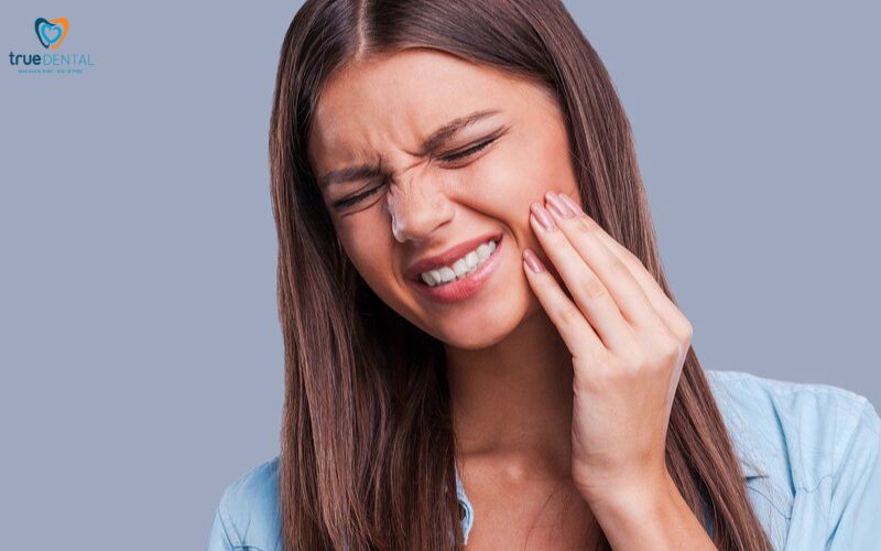 cách chọn mắc cài niềng răng cho người cao tuổi