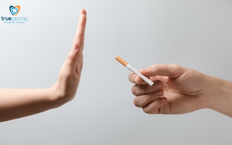 Cấy ghép implant cho người bị loãng xương: Giải pháp an toàn và hiệu quả 6 cấy ghép implant cho người bị loãng xương
