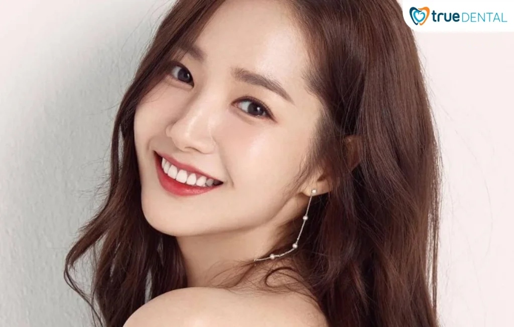 Lợi ích bọc răng sứ không mài nhiều cho sức khỏe răng 1 Lợi ích bảo tồn cấu trúc răng thật