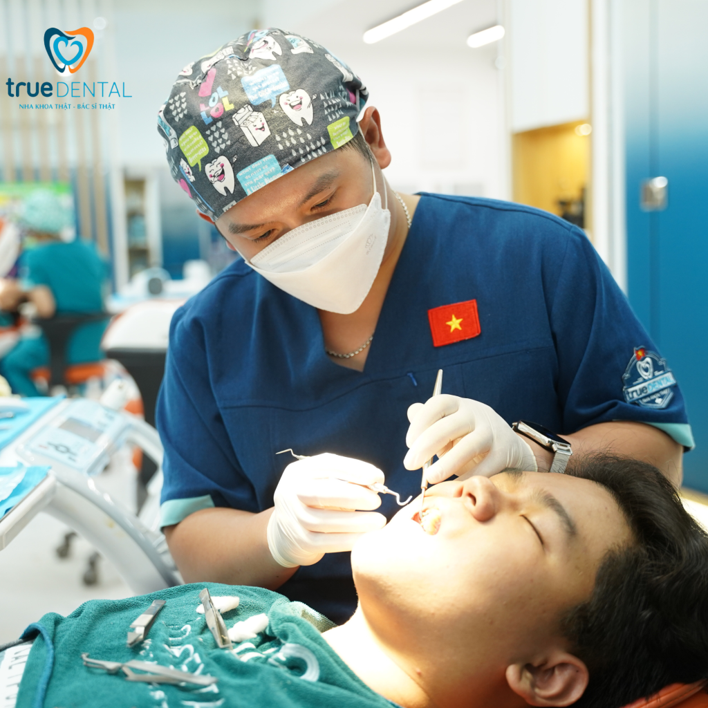Câu hỏi thường gặp về mắc cài cánh cứng