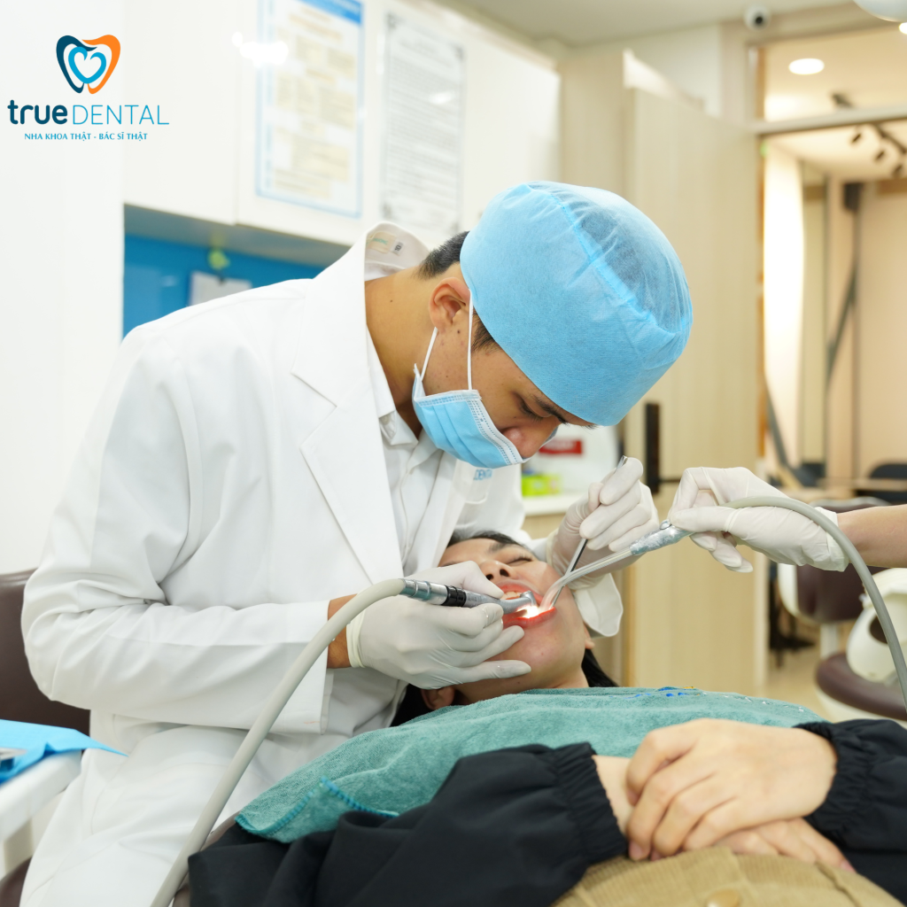 Niềng răng Transalign trước và sau điều trị tại True Dental