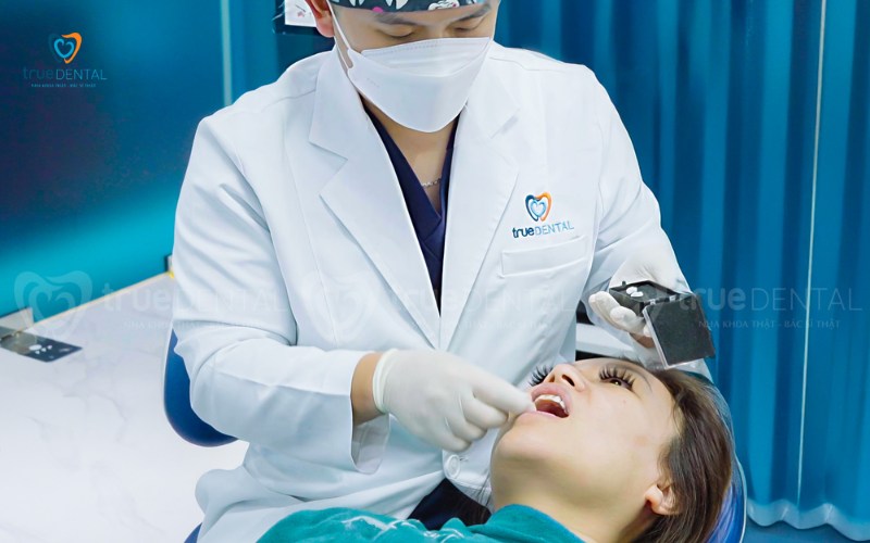 bọc sứ thẩm mỹ bao gồm những gì trong gói tại True Dental