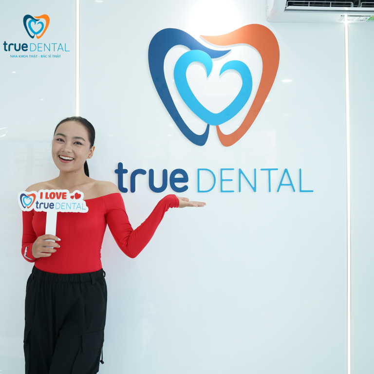 hình ảnh sứ thẩm mỹ trước sau True Dental