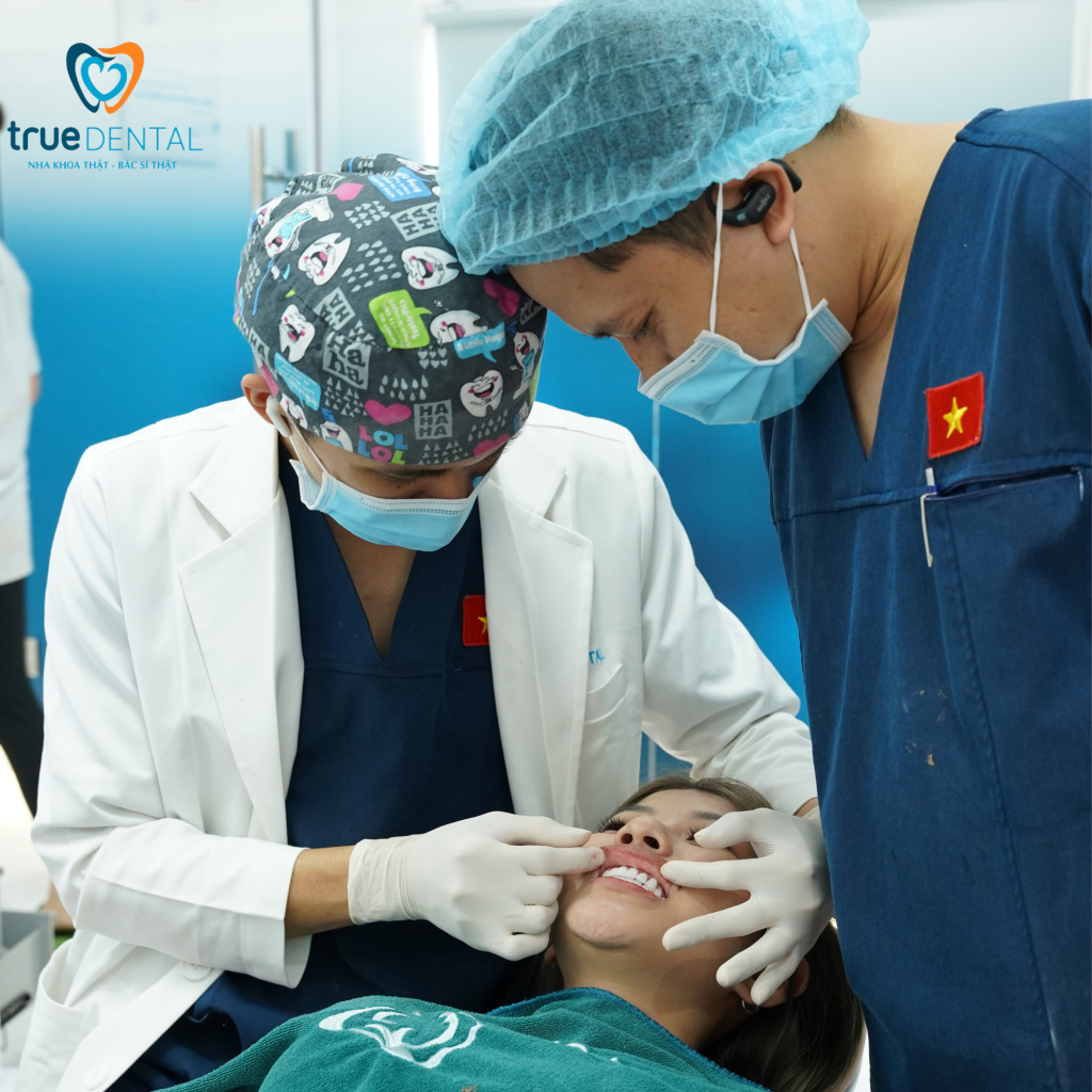 Răng bị xỉn màu do nguyên nhân gì và cách khắc phục ra sao? 3 Làm sao biết mình xỉn màu loại nào